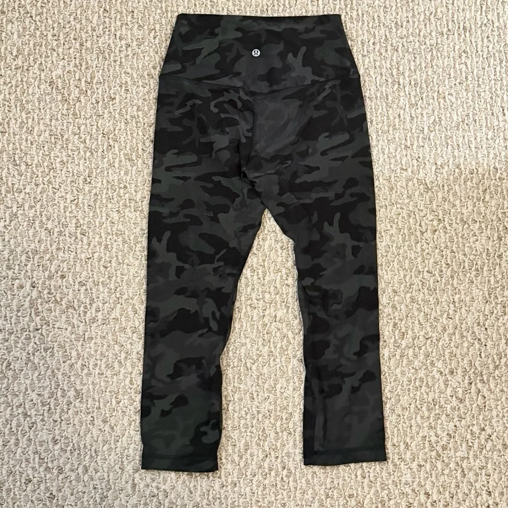 Lululemon Women’s Align Crop Tights *21